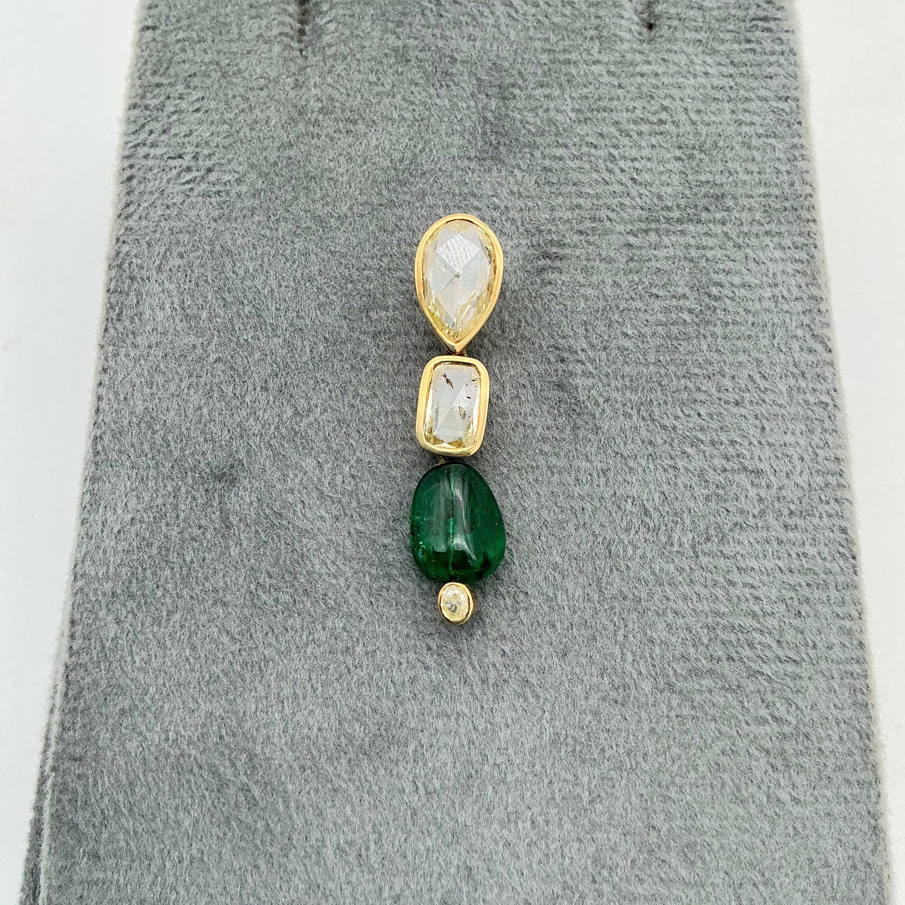 New Arrival Emerald And Diamond 18k Solid Yellow Gold Handmade Pendant Jewelry