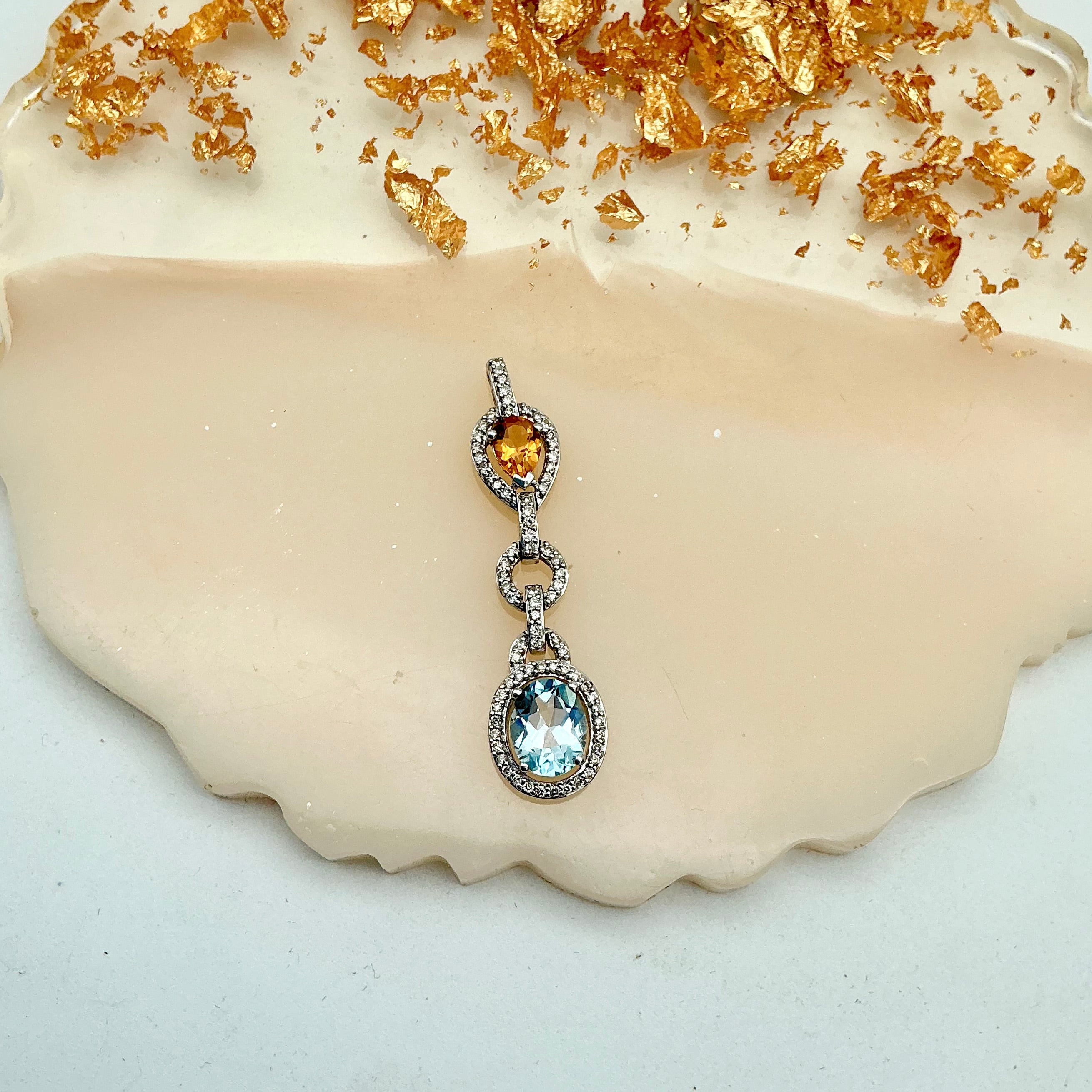 New Arrival Blue Topaz, Citrine And Diamond 18k White Gold Pendant Jewelry