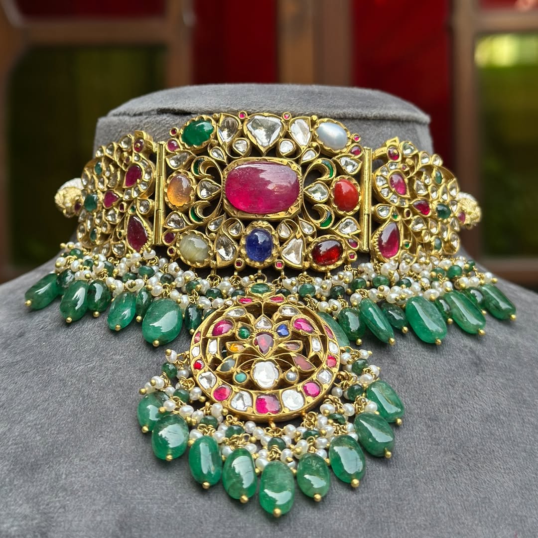 Exquisite Navratna & Emerald Royal Yellow Gold Aad Necklace